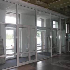 Тамбурная алюминиевая дверь GFTD840
